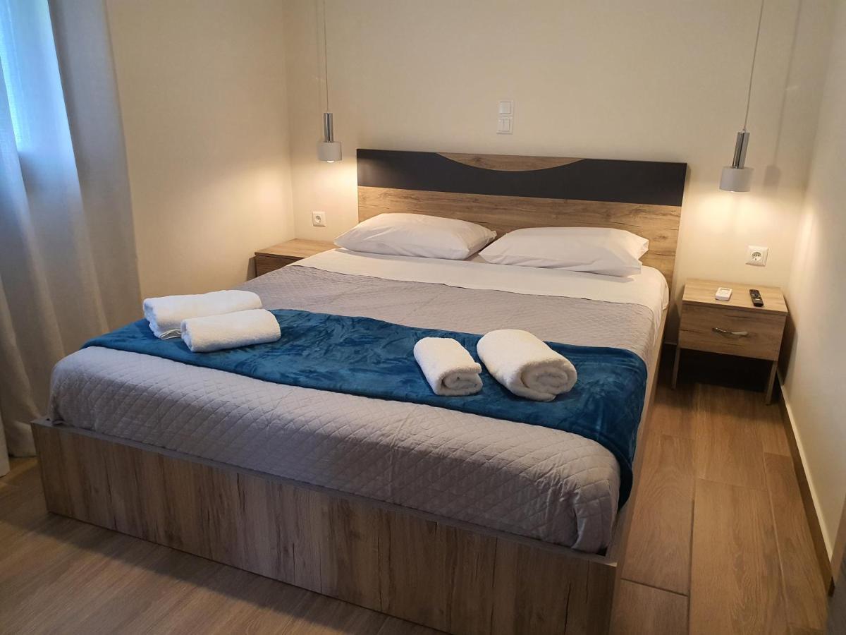Island View Apartments Moúdhros Eksteriør billede
