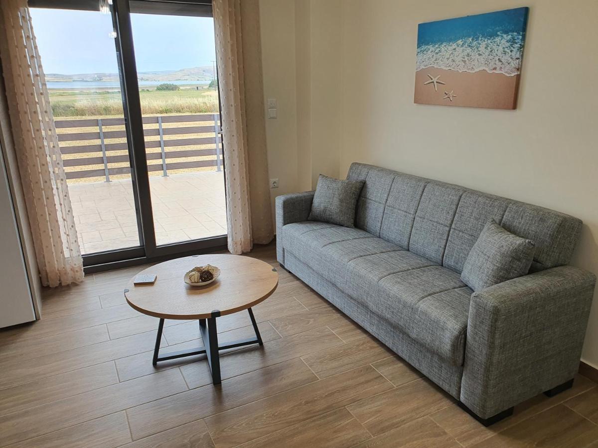 Island View Apartments Moúdhros Eksteriør billede